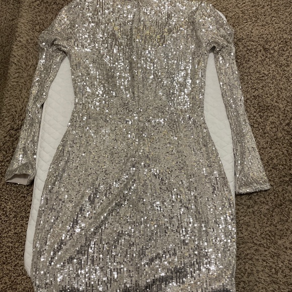 Express woman Dress - Picture 6 of 10